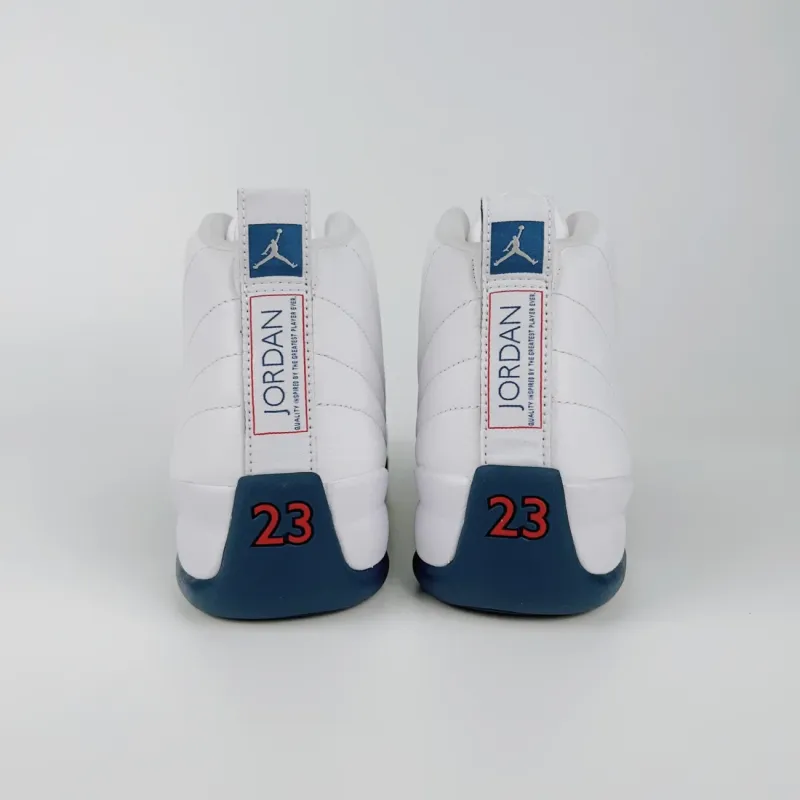 Air Jordan 12 