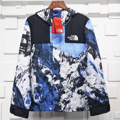 Supreme The North Face 17FW TNF Snow Mountain Jacket