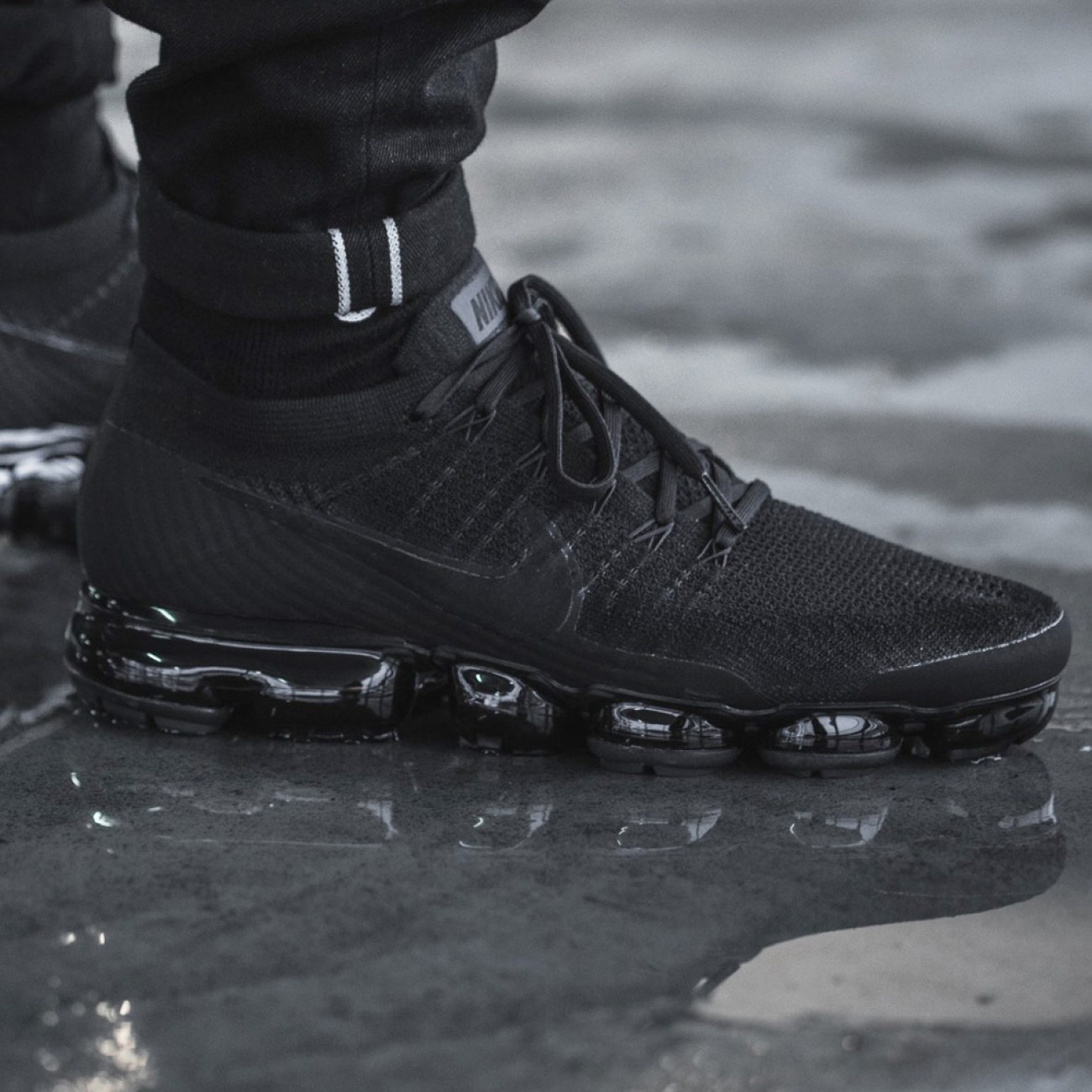 NIKE AIR VAPORMAX FLYKNIT TRIPLE BLACK2.0