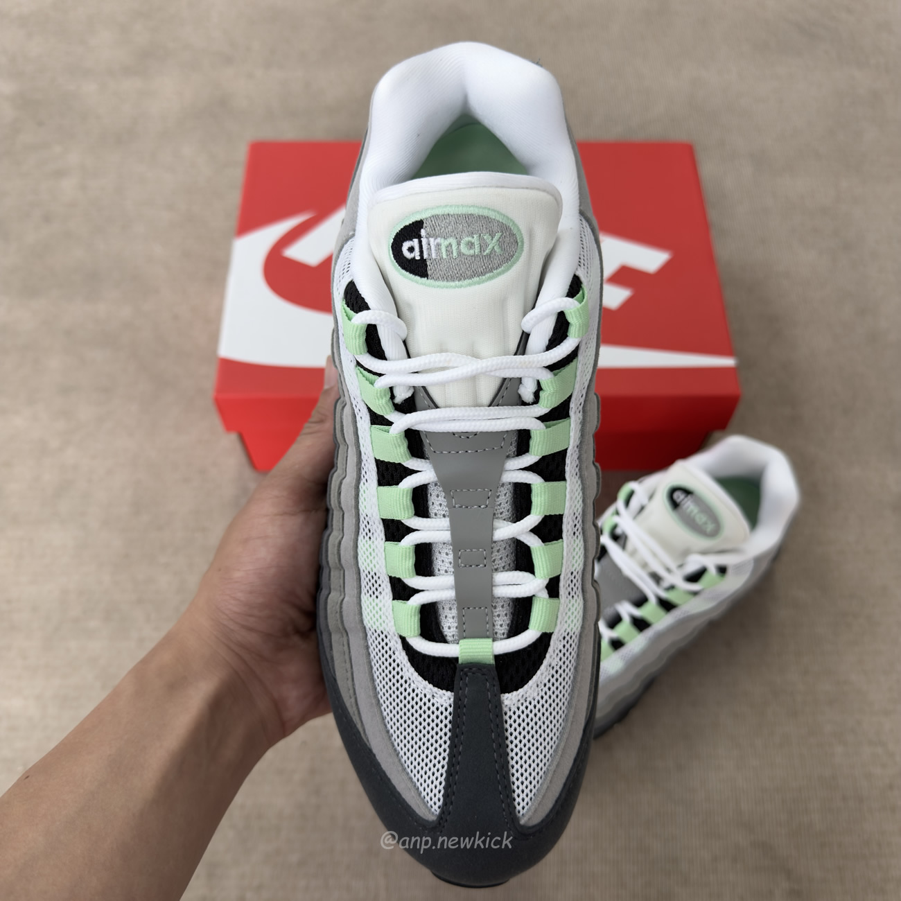 Nike Air Max 95 Og Big Bubble Fresh Mint Womens Hj5996 005 (5) - www.newkick.org Nike Air Max 95 Og Big Bubble Fresh Mint Womens Hj5996 005 (5) - www.newkick.org