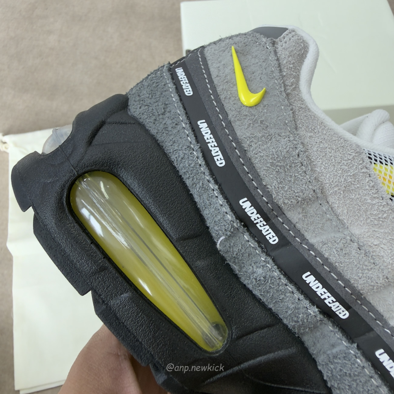 Nike Air Max 95 Sp Undefeated Geo Shanghai Opti Yellow Ib4523 002 (4) - www.newkick.org Nike Air Max 95 Sp Undefeated Geo Shanghai Opti Yellow Ib4523 002 (4) - www.newkick.org