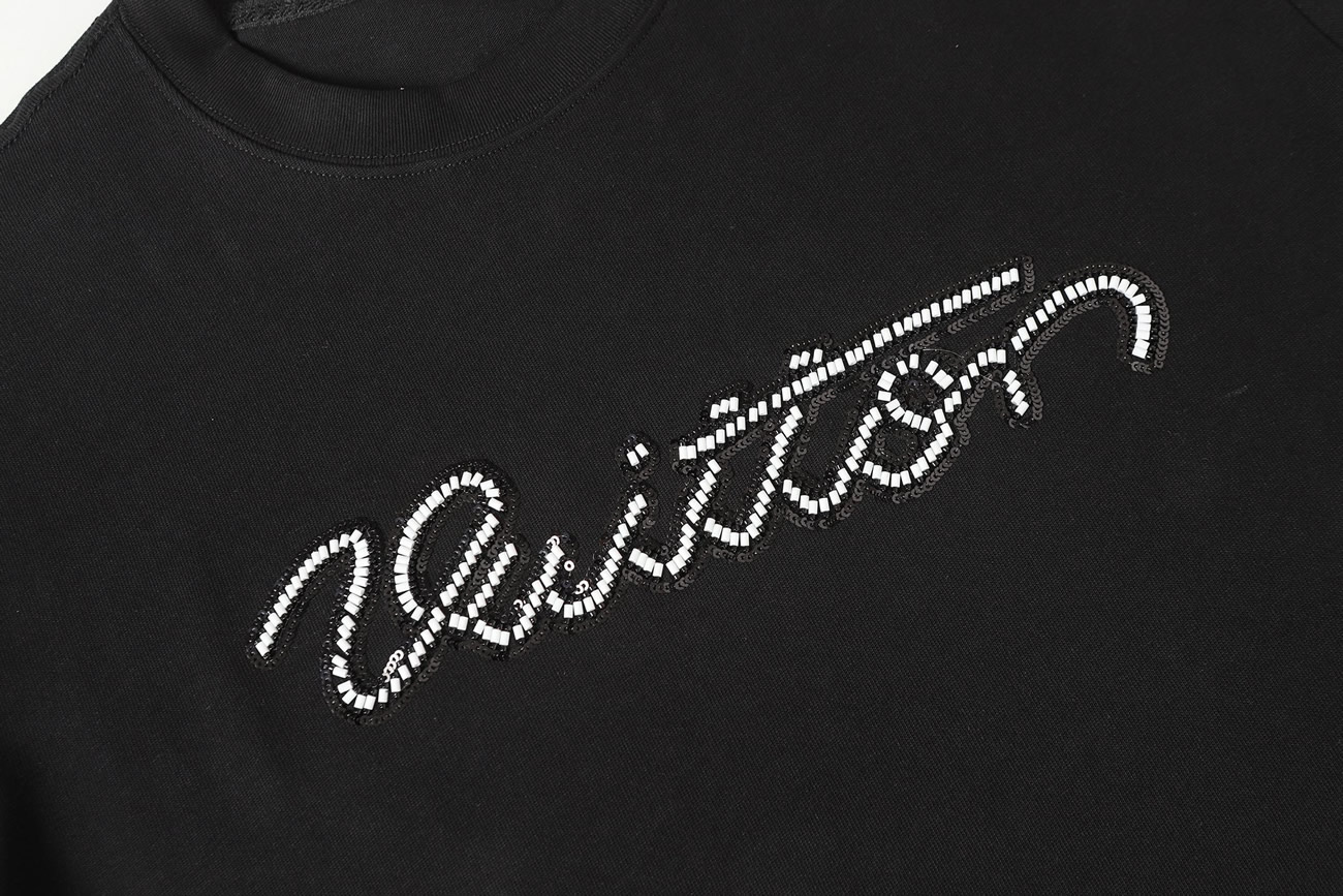 Louis Vuitton Decorative Logo Short Sleeve T Shirt Black 1ajcfi (4) - www.newkick.org Louis Vuitton Decorative Logo Short Sleeve T Shirt Black 1ajcfi (4) - www.newkick.org