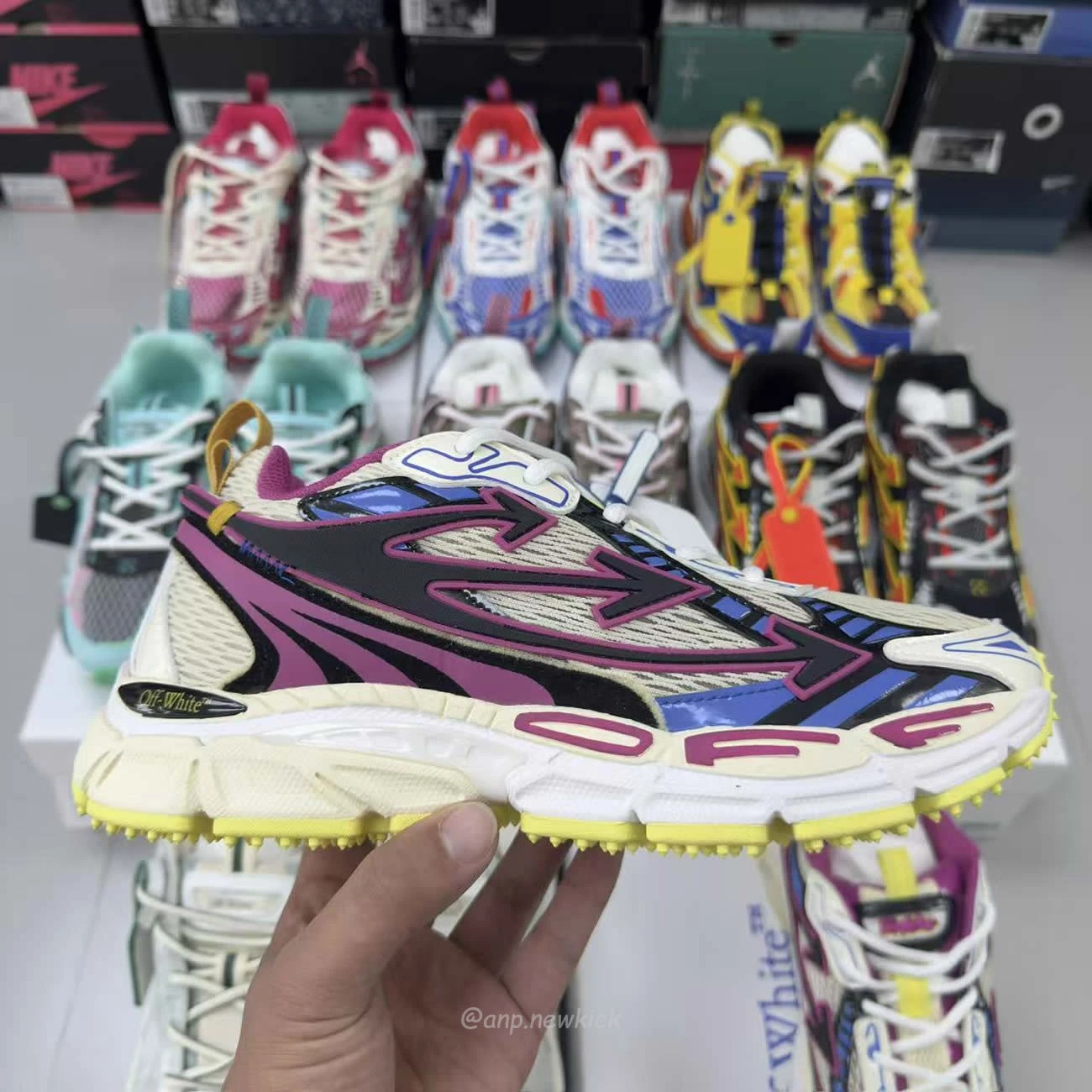 Off White Be Right Back Fishnet Sneakers (20) - www.newkick.vip