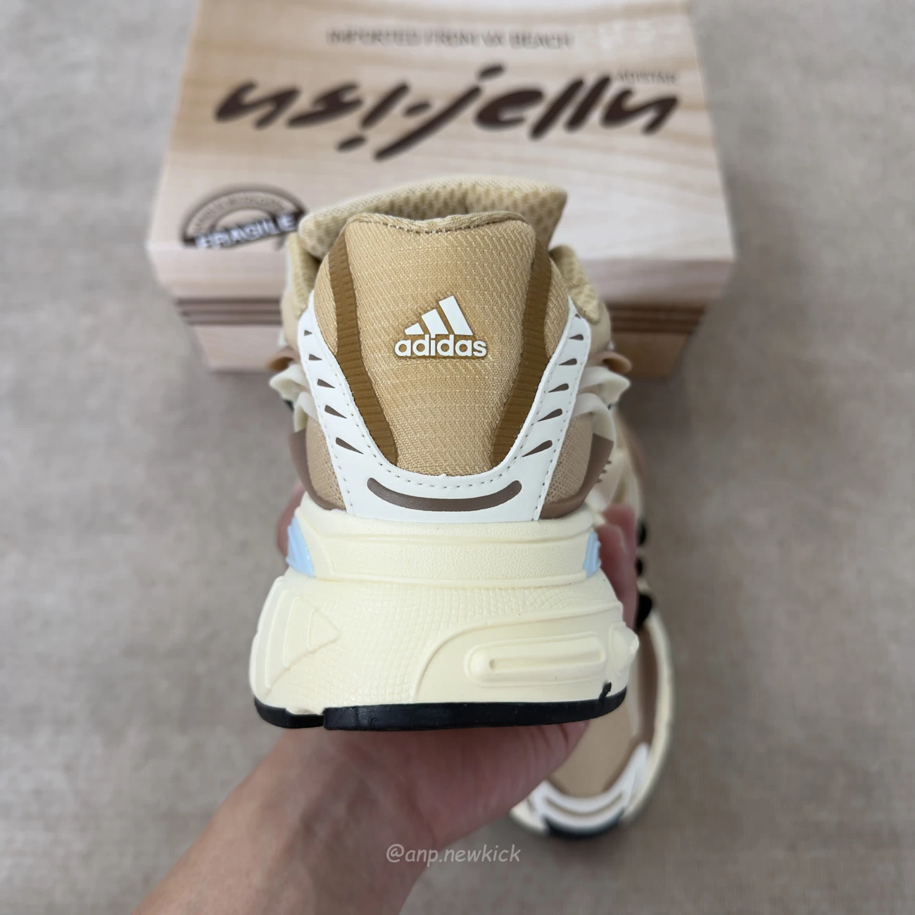 Adidas Adistar Jellyfish Pharrell Williams Crystal Sand Kh6729 (4) - www.newkick.org Adidas Adistar Jellyfish Pharrell Williams Crystal Sand Kh6729 (4) - www.newkick.org