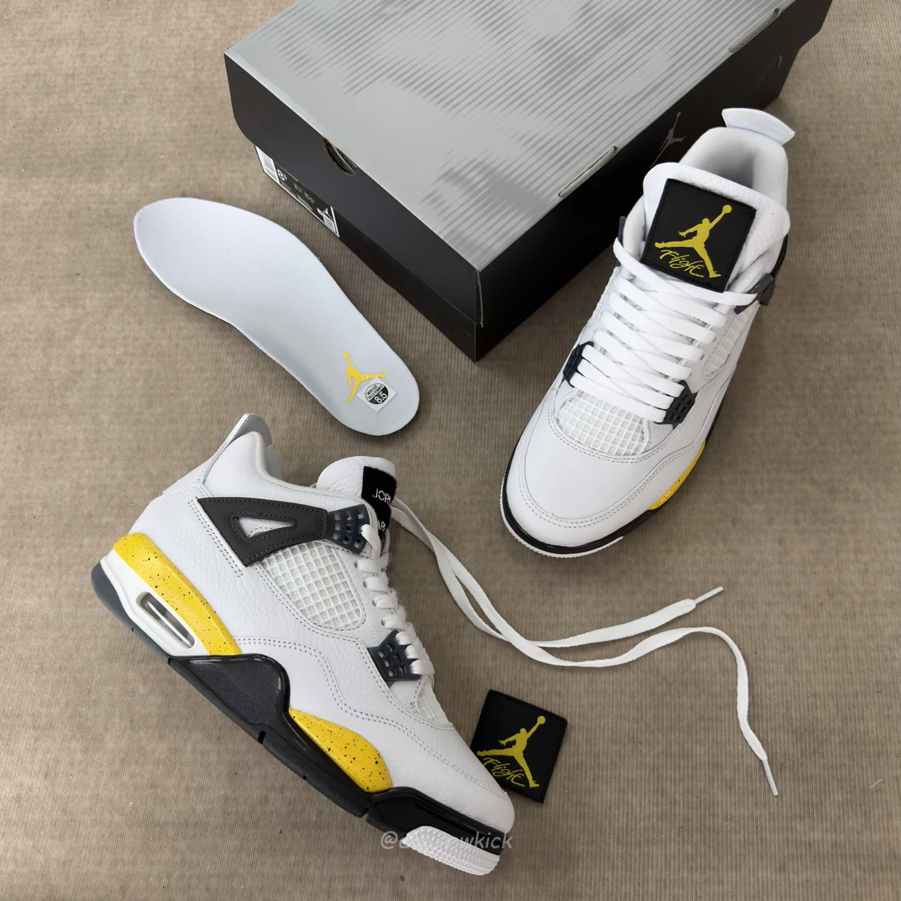 Air Jordan 4 Retro Rare Air Tour Yellow 2026 Io2463 102 (6) - www.newkick.org