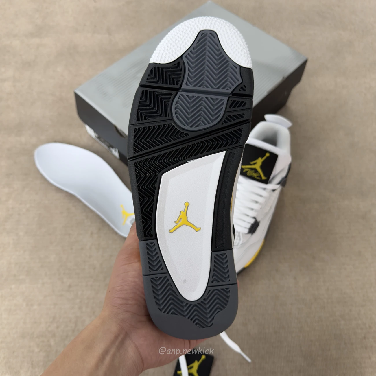 Air Jordan 4 Retro Rare Air Tour Yellow 2026 Io2463 102 (8) - www.newkick.org