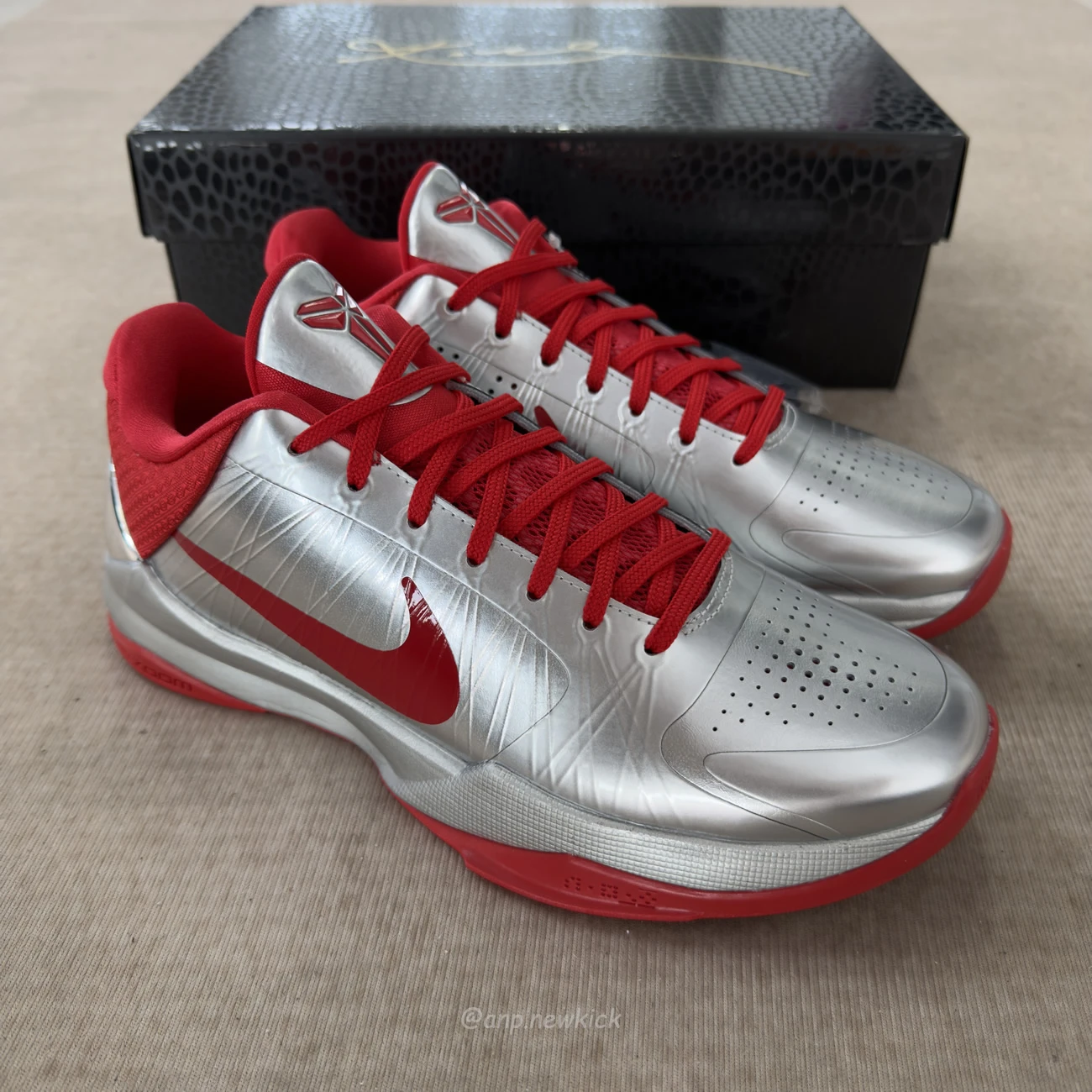 Nike Kobe 5 Protro Caitlin Clark Rookie Of The Year Iv2712 001 (7) - www.newkick.org Nike Kobe 5 Protro Caitlin Clark Rookie Of The Year Iv2712 001 (7) - www.newkick.org