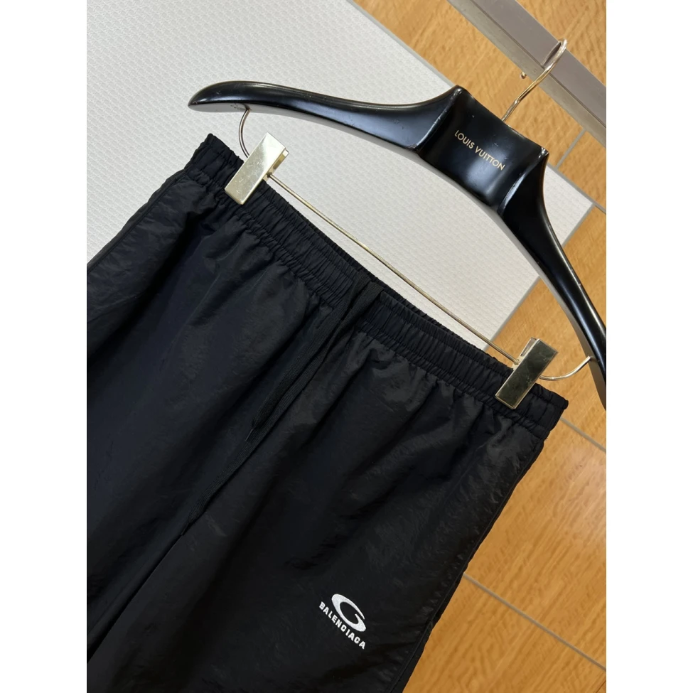 Balenciaga Black Loop Sports Icon Trackshorts (4) - www.newkick.org