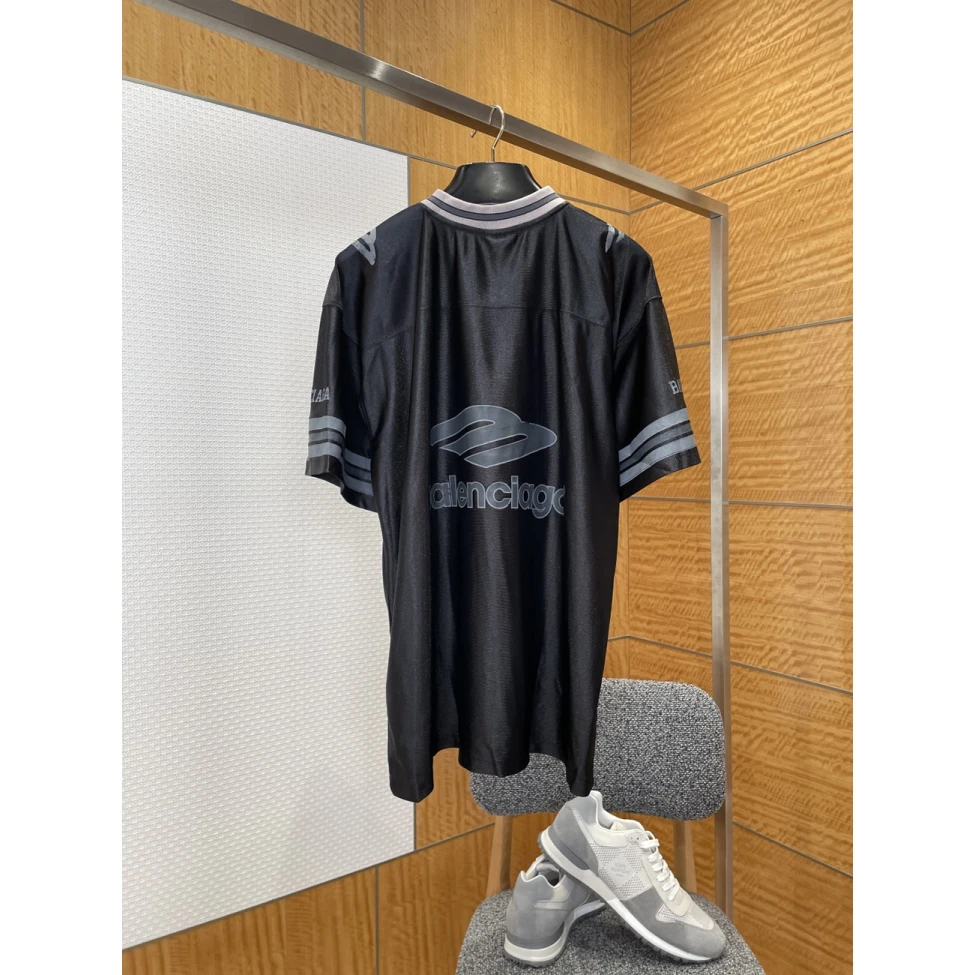 Balenciaga Logo V Neck T Shirt Grey Black Blue (12) - www.newkick.org Balenciaga Logo V Neck T Shirt Grey Black Blue (12) - www.newkick.org