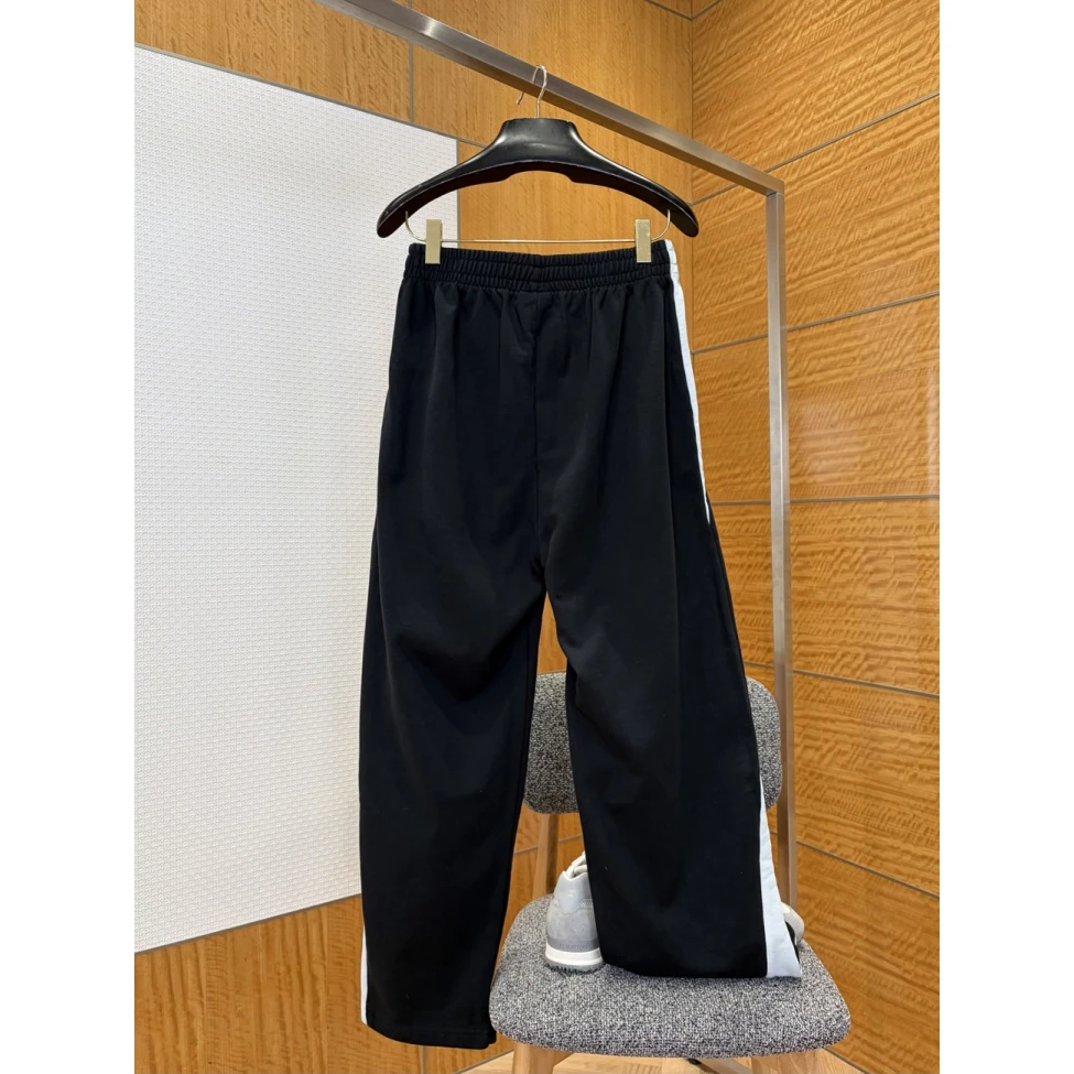 Balenciaga X Nba Collaboration Track Pants Black For Men (3) - www.newkick.org Balenciaga X Nba Collaboration Track Pants Black For Men (3) - www.newkick.org