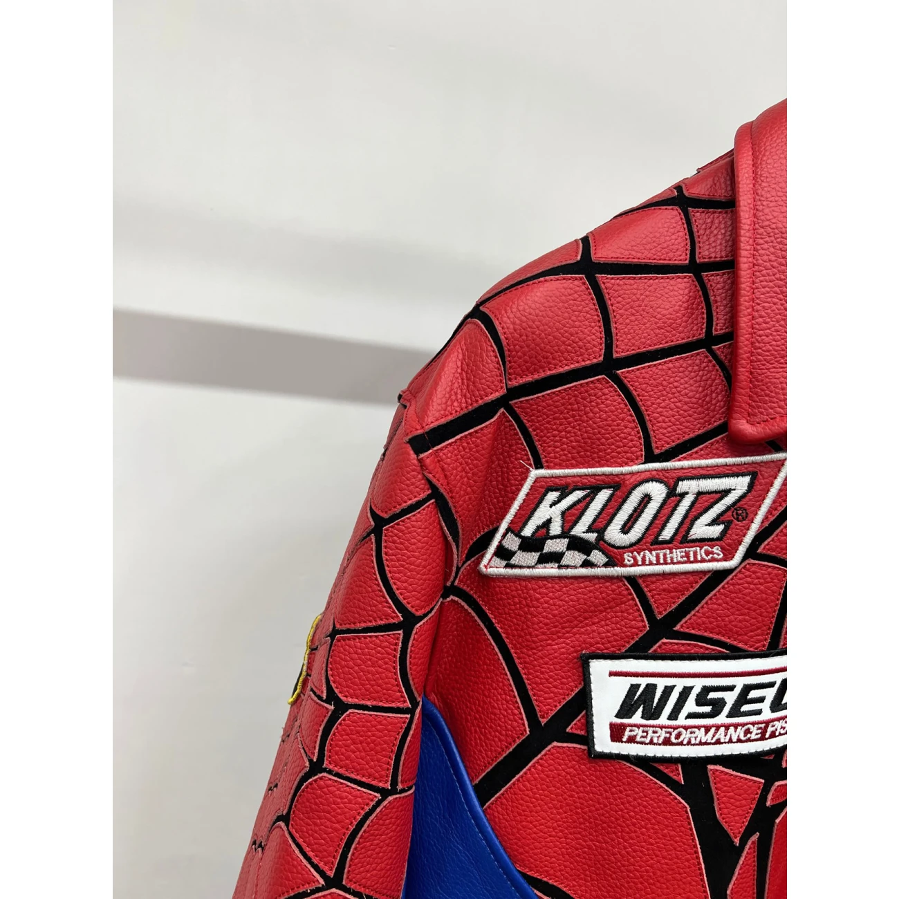 Supreme Vanson Leathers Spider Man Jacket Multicolor Ss26 (7) - www.newkick.org