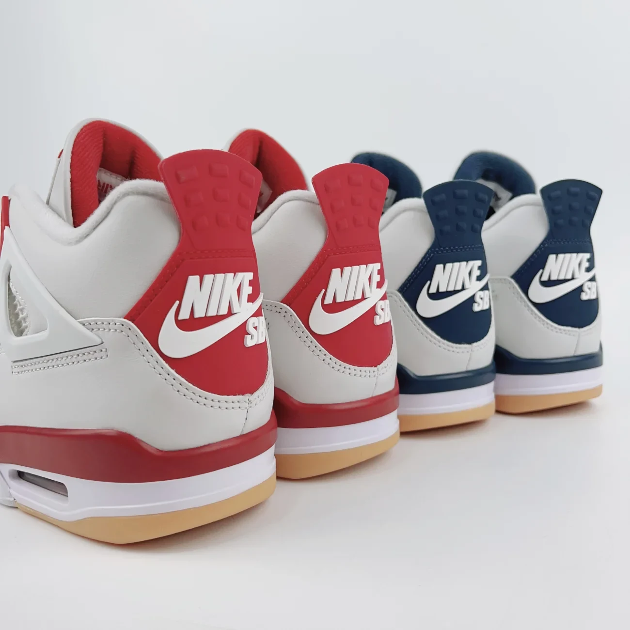 Nike Sb Air Jordan 4 Retro Sp Varsity Red Friends Family Gx Batch Factory Dr5415 106 (10) - www.gxsole.com Nike Sb Air Jordan 4 Retro Sp Varsity Red Friends Family Gx Batch Factory Dr5415 106 (10) - www.gxsole.com