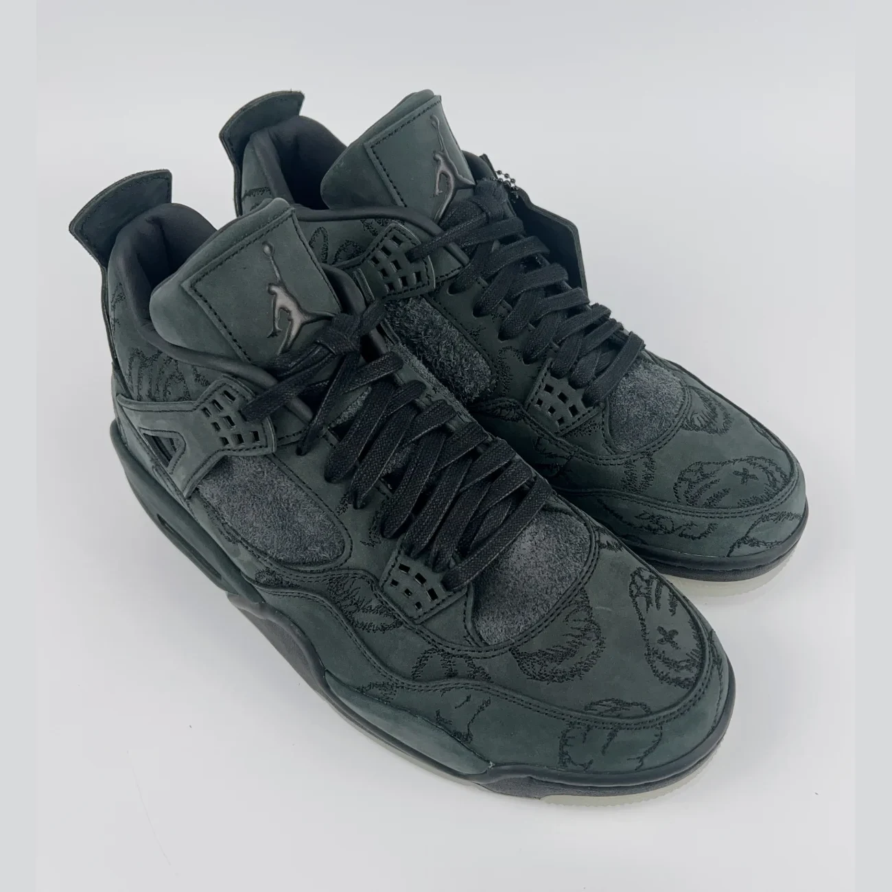 Air Jordan 4 Retro Kaws Black Gx Batch Factory 930155 001 (13) - www.gxsole.com Air Jordan 4 Retro Kaws Black Gx Batch Factory 930155 001 (13) - www.gxsole.com