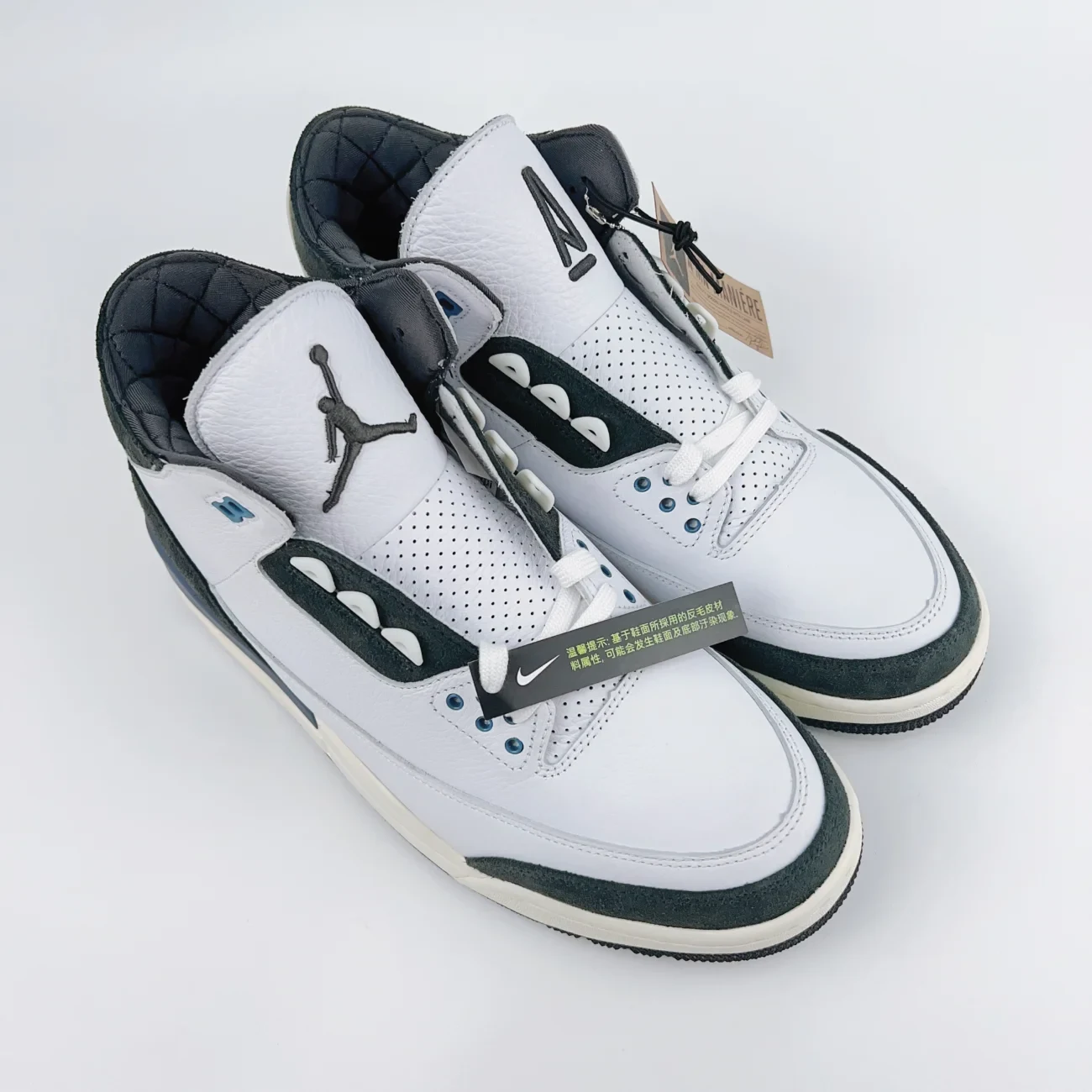 Air Jordan 3 Og Sp A Ma Maniere For The Love Gx Batch Factory Hv8571 100 (21) - www.gxsole.com Air Jordan 3 Og Sp A Ma Maniere For The Love Gx Batch Factory Hv8571 100 (21) - www.gxsole.com