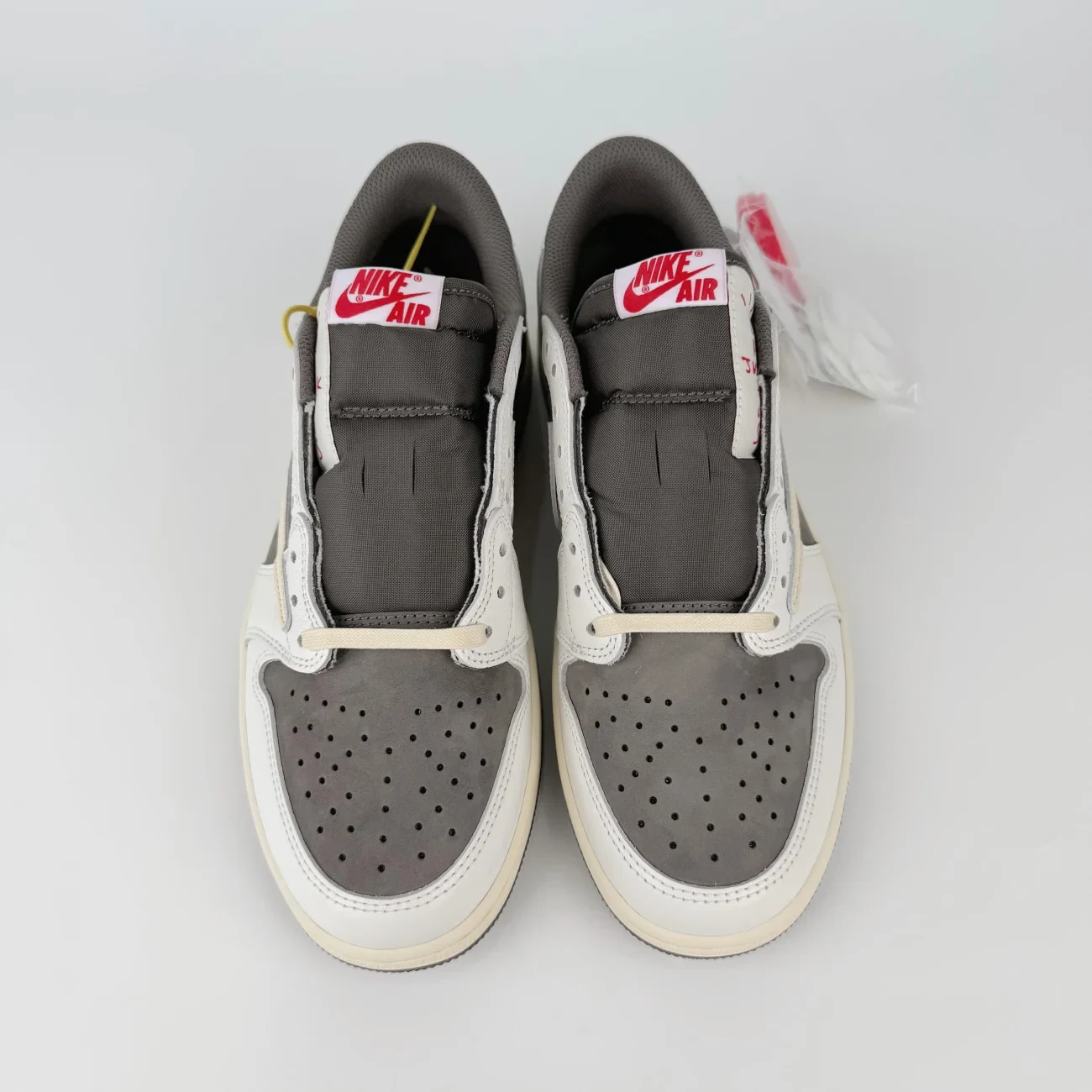 Air Jordan 1 Low Sp Og Travis Scott Reverse Mocha Gx Batch Factory Dm7866 162 (17) - www.gxsole.com Air Jordan 1 Low Sp Og Travis Scott Reverse Mocha Gx Batch Factory Dm7866 162 (17) - www.gxsole.com