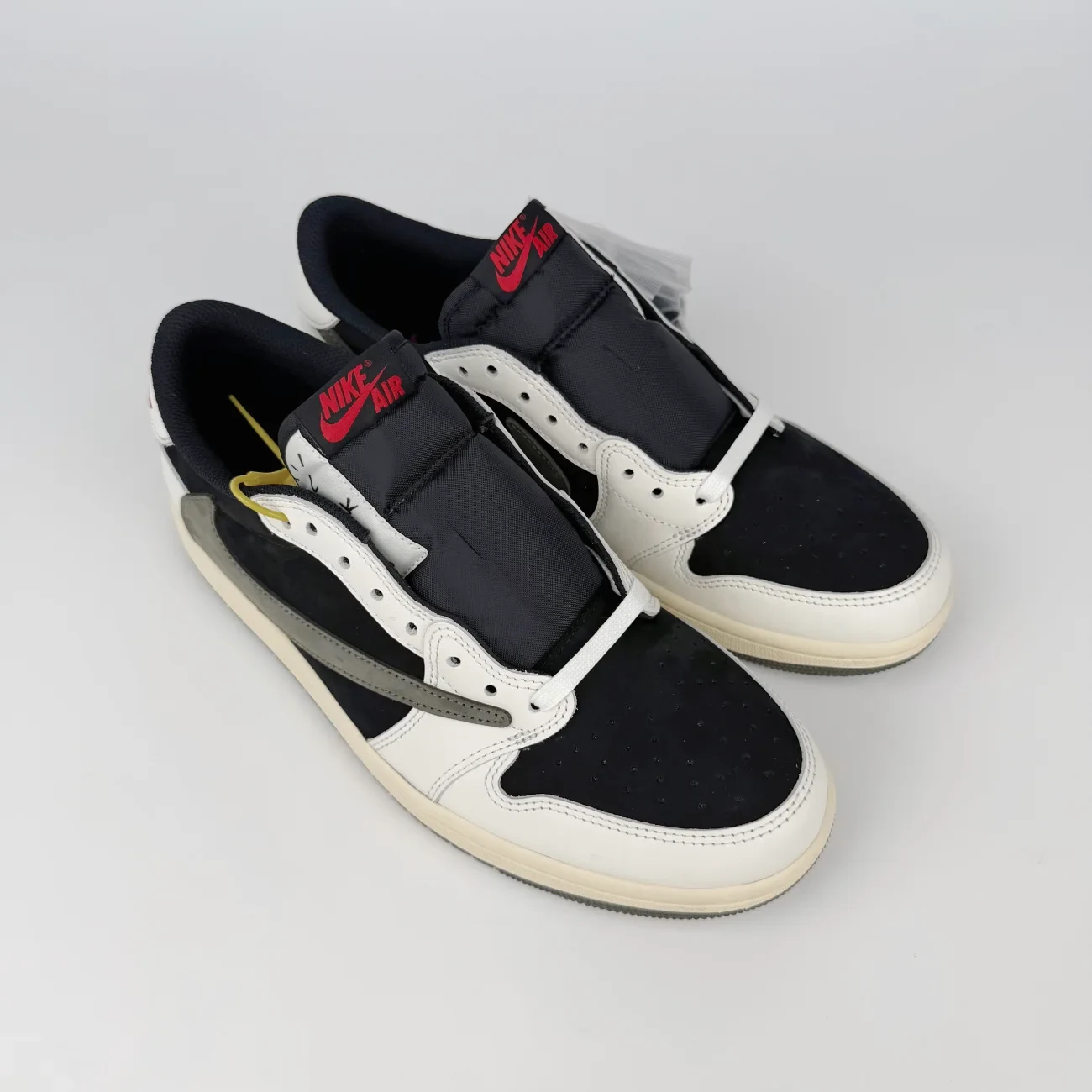 Air Jordan 1 Low Og Wmns Travis Scott Olive Gx Batch Factory Dz4137 106 (9) - www.gxsole.com Air Jordan 1 Low Og Wmns Travis Scott Olive Gx Batch Factory Dz4137 106 (9) - www.gxsole.com
