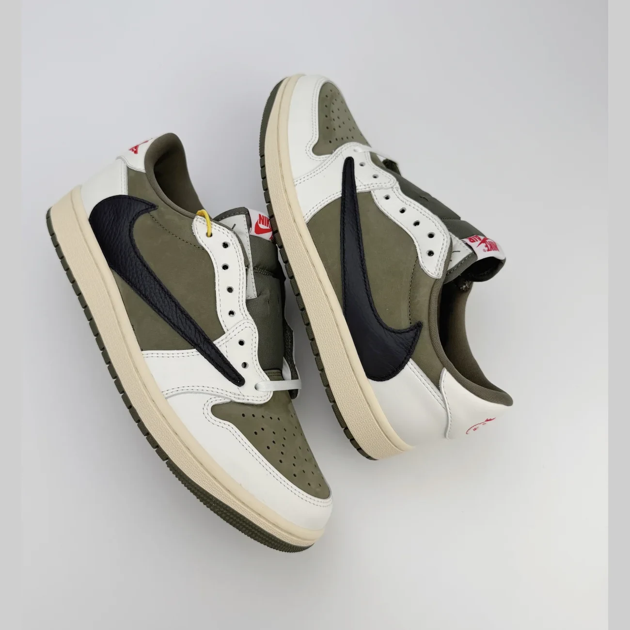 Travis Scott Air Jordan 1 Low Og Sp Medium Olive Gx Batch Factory Dm7866 200 (15) - www.gxsole.com Travis Scott Air Jordan 1 Low Og Sp Medium Olive Gx Batch Factory Dm7866 200 (15) - www.gxsole.com