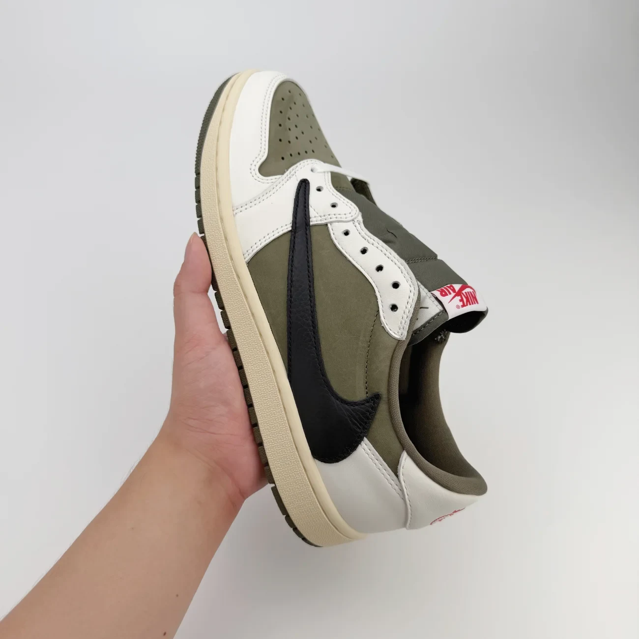 Travis Scott Air Jordan 1 Low Og Sp Medium Olive Gx Batch Factory Dm7866 200 (17) - www.gxsole.com Travis Scott Air Jordan 1 Low Og Sp Medium Olive Gx Batch Factory Dm7866 200 (17) - www.gxsole.com
