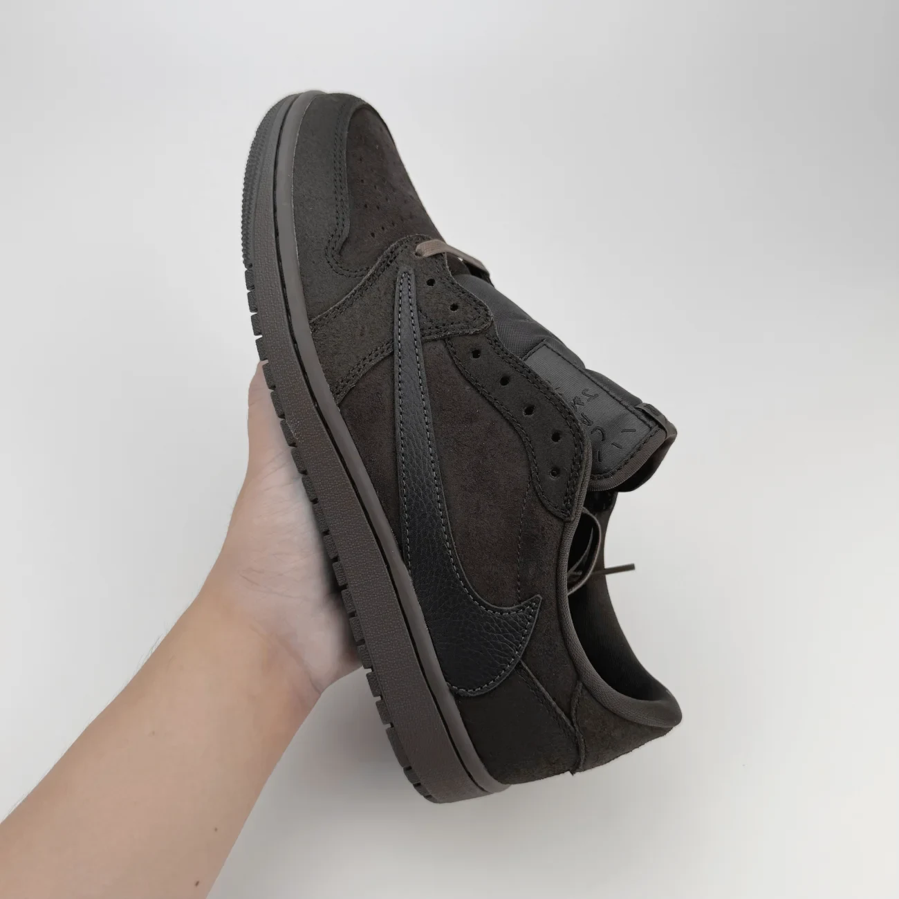 Air Jordan 1 Low Og Travis Scott Velvet Brown Gx Batch Factory Dm7866 202 (16) - www.gxsole.com Air Jordan 1 Low Og Travis Scott Velvet Brown Gx Batch Factory Dm7866 202 (16) - www.gxsole.com