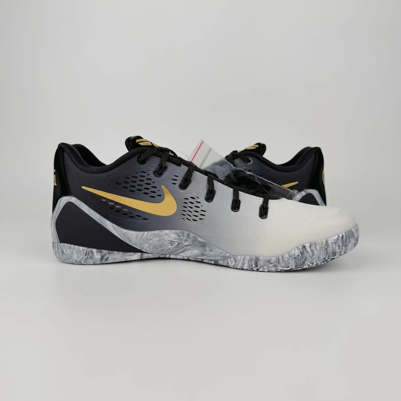 Nike Kobe 9 Em Low Protro Mambacita Gx Batch Factory Fz7333 002 (11) - www.gxsole.com Nike Kobe 9 Em Low Protro Mambacita Gx Batch Factory Fz7333 002 (11) - www.gxsole.com