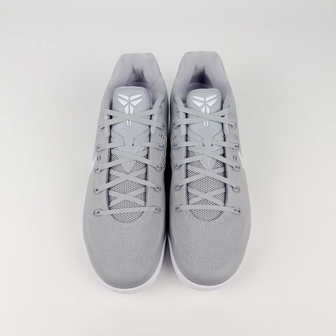 Nike Kobe 9 Em Low Protro Tb Wolf Grey Gx Batch Factory Ih1401 001 (12) - www.gxsole.com Nike Kobe 9 Em Low Protro Tb Wolf Grey Gx Batch Factory Ih1401 001 (12) - www.gxsole.com