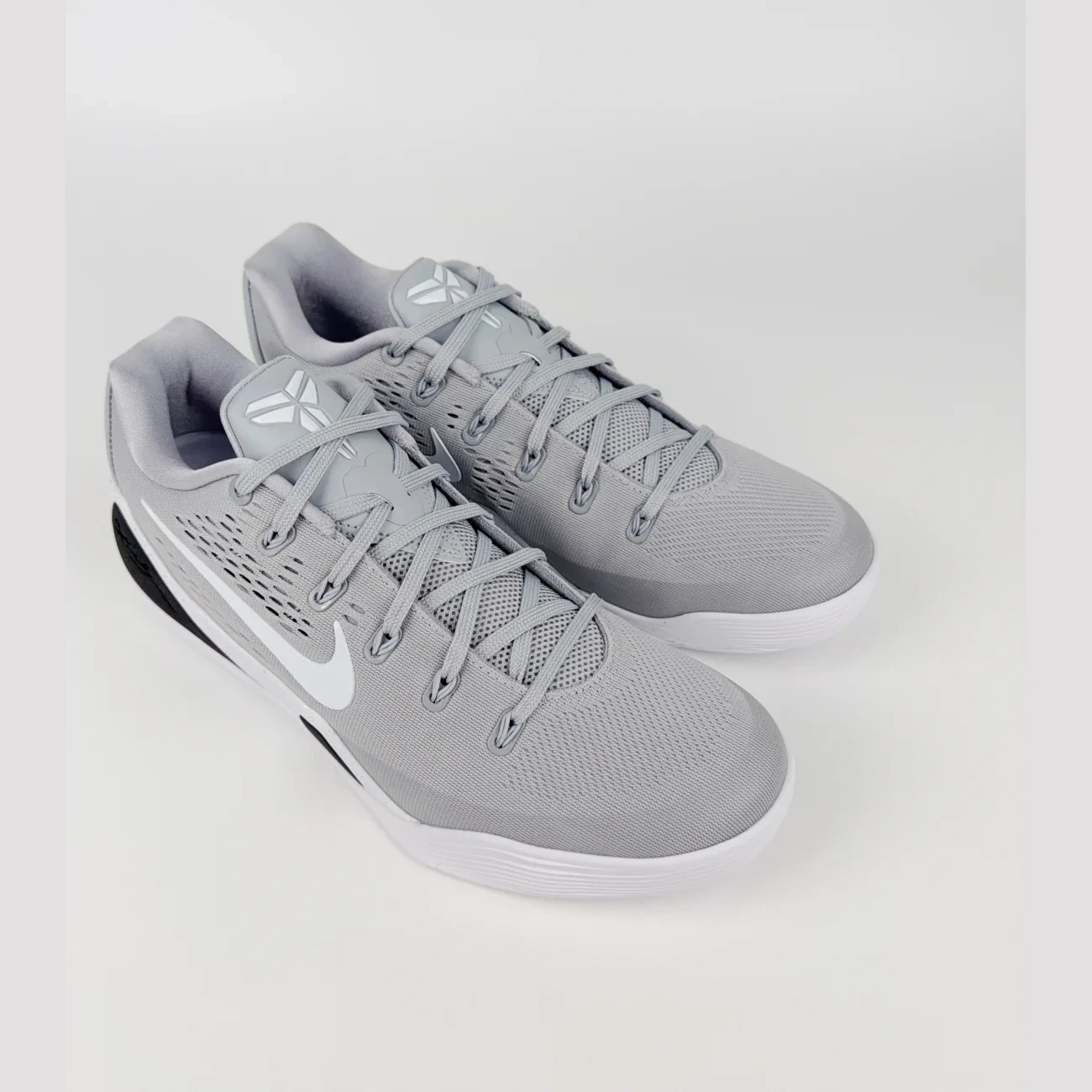 Nike Kobe 9 Em Low Protro Tb Wolf Grey Gx Batch Factory Ih1401 001 (15) - www.gxsole.com Nike Kobe 9 Em Low Protro Tb Wolf Grey Gx Batch Factory Ih1401 001 (15) - www.gxsole.com