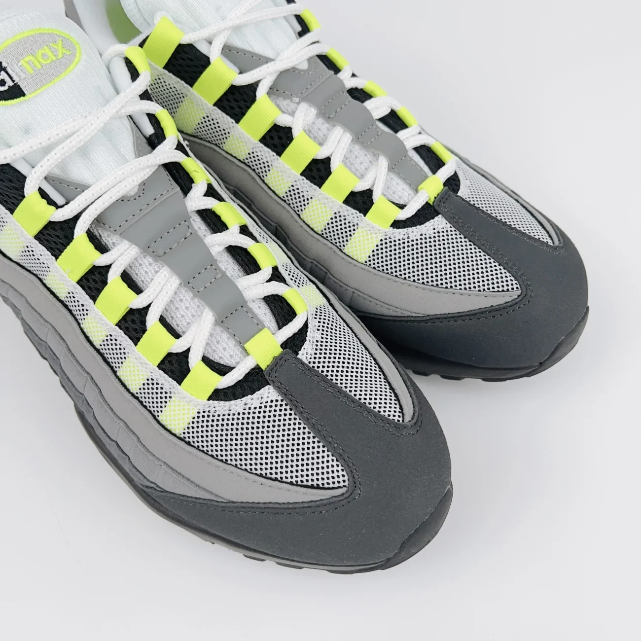 Nike Air Max 95 Og Neon 2020 Gx Batch Factory Ct1689 001 (10) - www.gxsole.com Nike Air Max 95 Og Neon 2020 Gx Batch Factory Ct1689 001 (10) - www.gxsole.com
