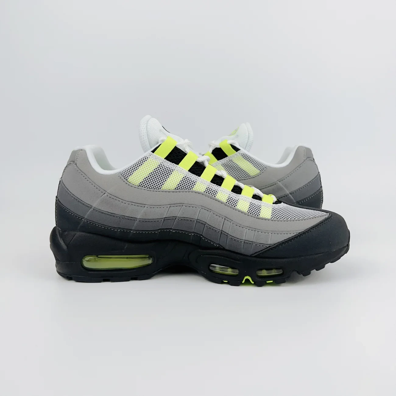 Nike Air Max 95 Og Neon 2020 Gx Batch Factory Ct1689 001 (14) - www.gxsole.com Nike Air Max 95 Og Neon 2020 Gx Batch Factory Ct1689 001 (14) - www.gxsole.com