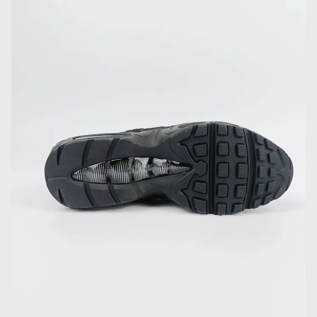 Nike Air Max 95 Essential Triple Black Gx Batch Factory Ci3705 001 (15) - www.gxsole.com Nike Air Max 95 Essential Triple Black Gx Batch Factory Ci3705 001 (15) - www.gxsole.com