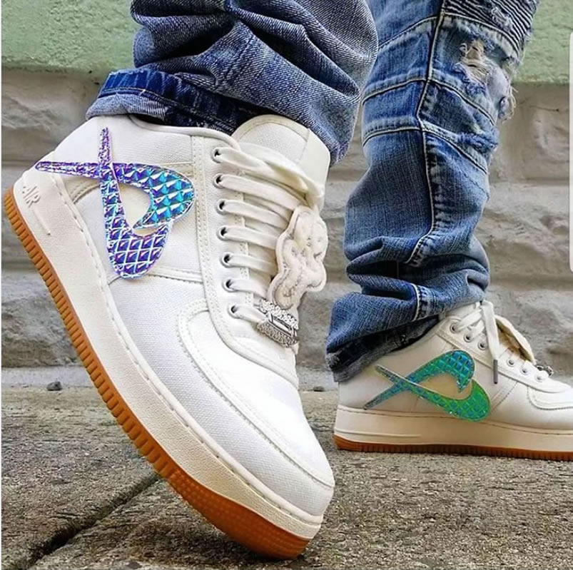 Travis Scott Nike Air Force 1 Low Sail On Feet Release Date For Sale Aq4211 101 (3) - www.newkick.vip Travis Scott Nike Air Force 1 Low Sail On Feet Release Date For Sale Aq4211 101 (3) - www.newkick.vip