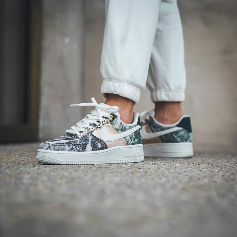 Womens Nike Air Force 1 Low 07 Lxx White Oil Grey On Feet Shoes Ao1017 100 (6) - www.newkick.org Womens Nike Air Force 1 Low 07 Lxx White Oil Grey On Feet Shoes Ao1017 100 (6) - www.newkick.org